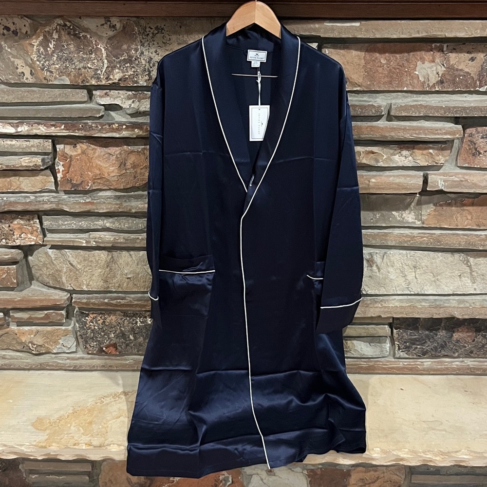 Petite Plume Elegant Mulberry Silk Navy Long Robe